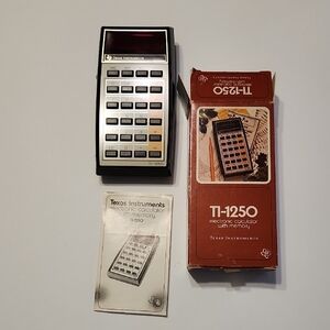 Texas Instruments TI-1250 Electronic Calculator with Memory